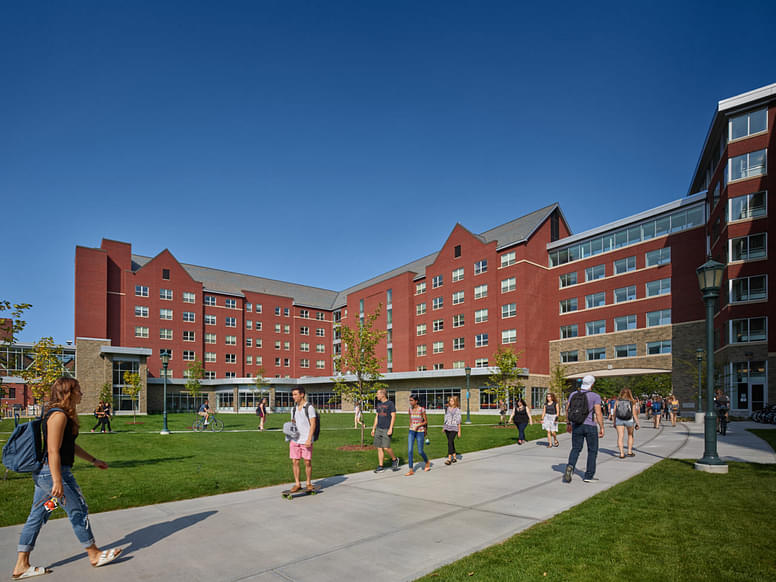 University Of Vermont [UVM], Burlington Courses, Fees, Ranking, & Admission  Criteria