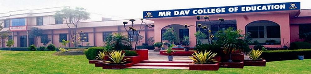 MR DAV College of Education