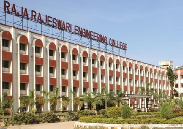 Dr. M.G.R. Educational and Research Institute Chennai Courses