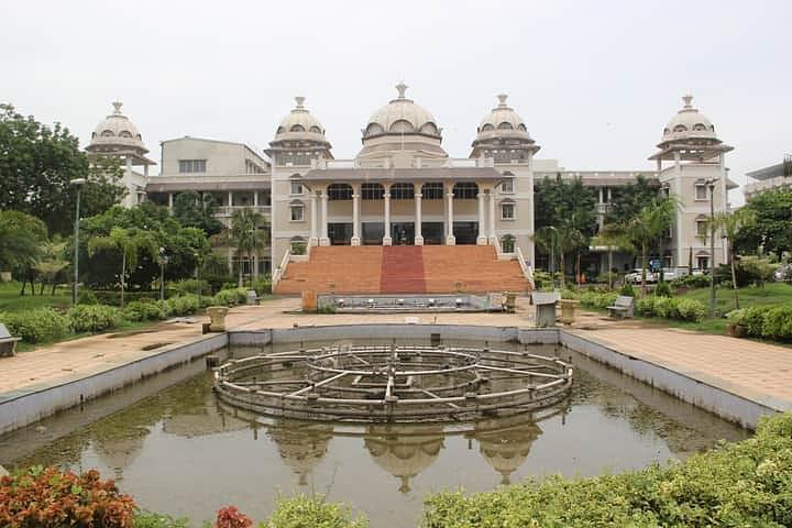 Datta Meghe Institute of Higher Education and Research DMIHER