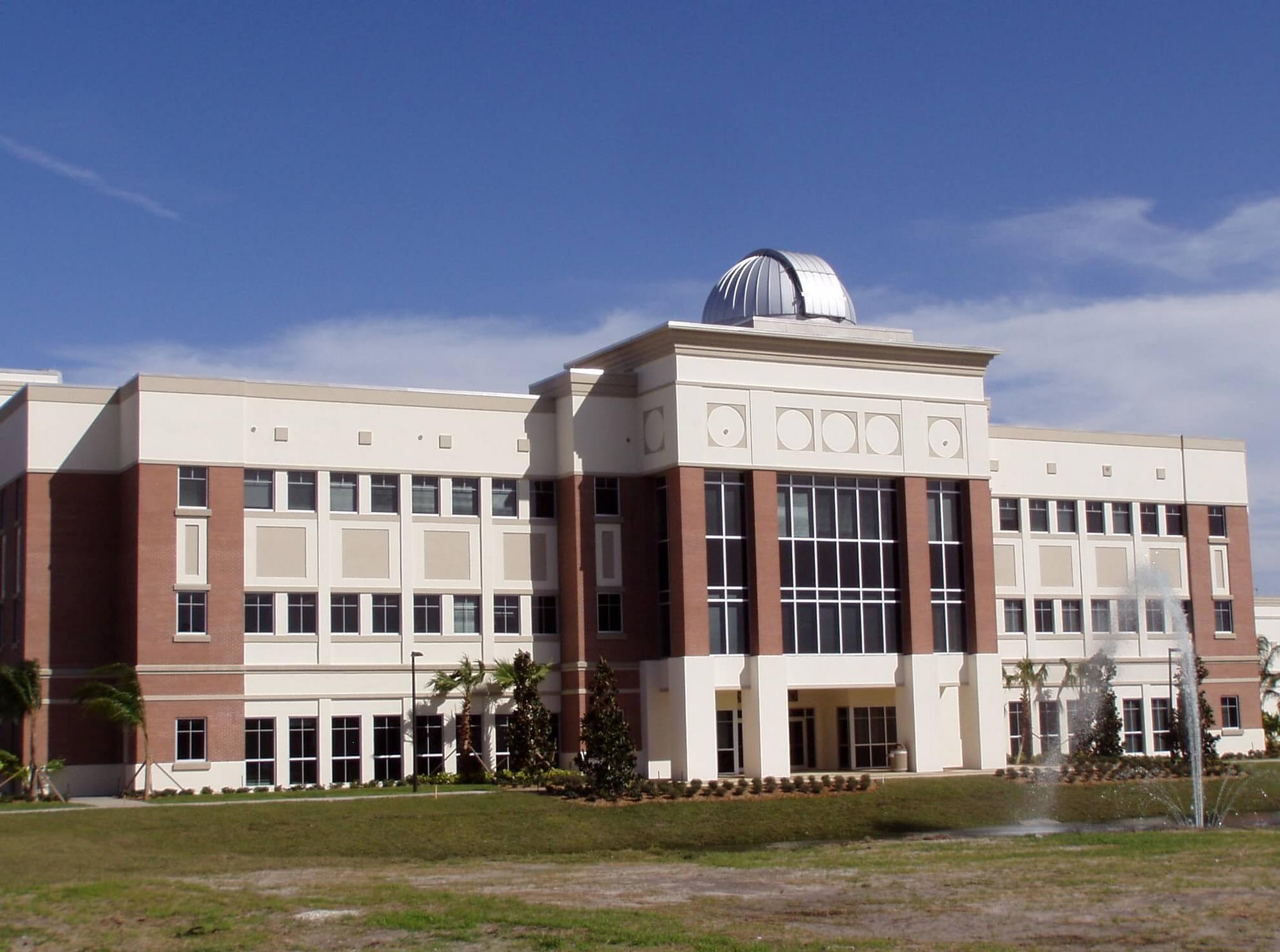 Florida Institute of Technology: Rankings, Courses, Admissions, Tuition  Fee, Cost of Attendance & Scholarships