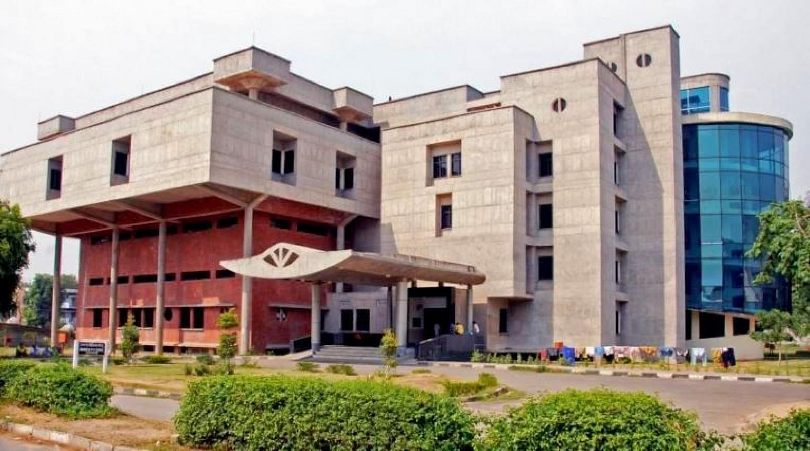 PGIMER Chandigarh Courses Fees Admission 2024 Rankings Cutoff